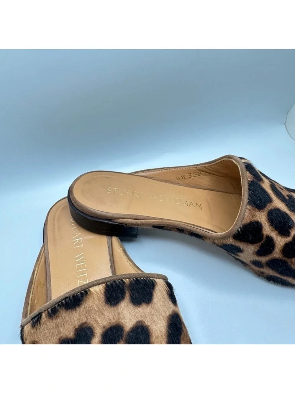 Stuart Weitzman Leopard Print Slip-On Mules - Tan/Black